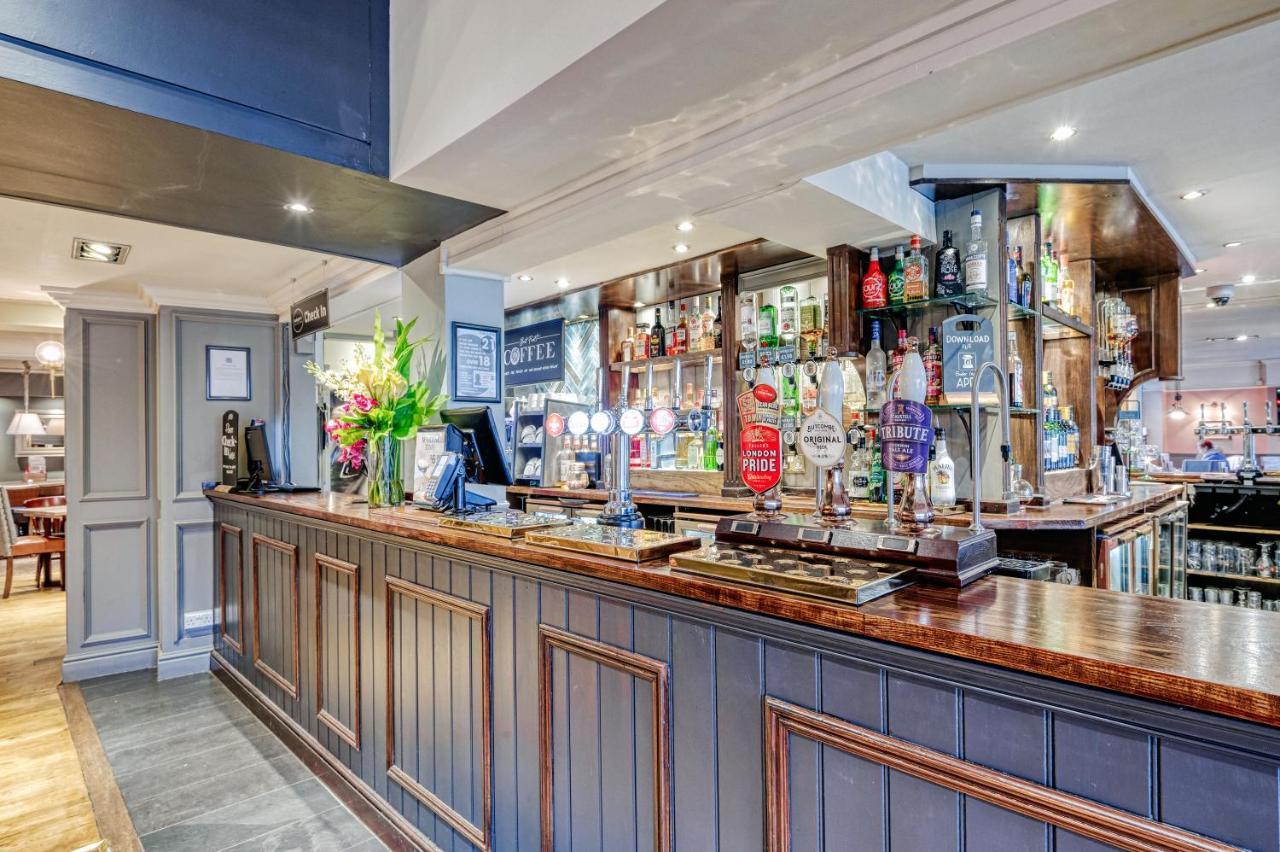 The Wheatsheaf By Innkeeper'S Collection Woking Exterior photo